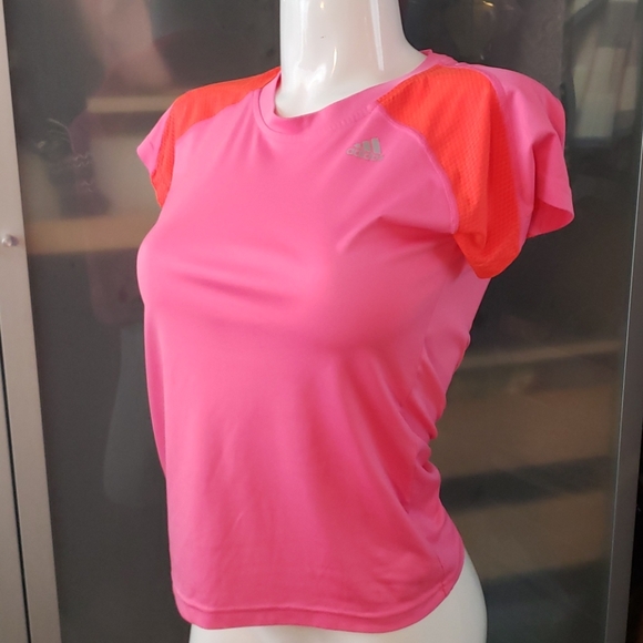 Adidas Womens workout top - Picture 1 of 3